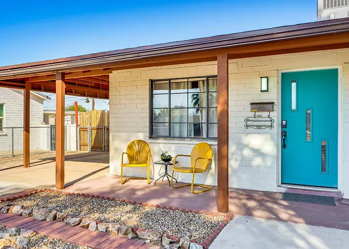 Spacious Yard + Patio: Retreat! * Tucson
