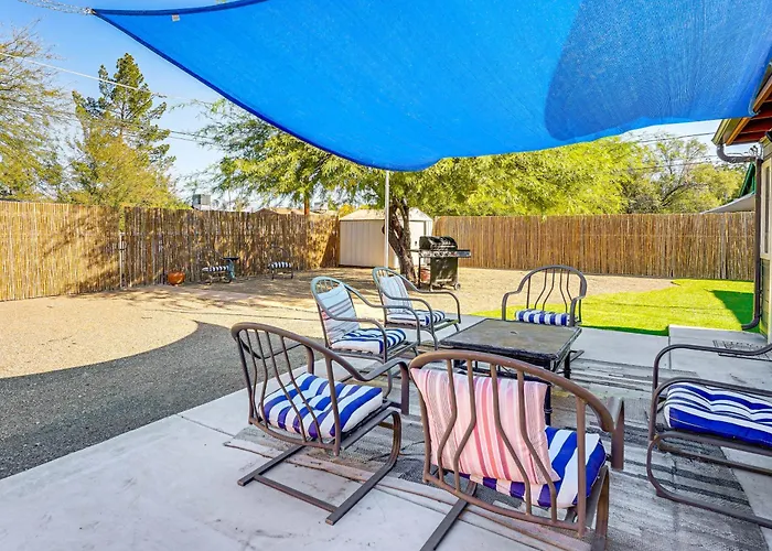 Spacious Yard + Patio: Retreat!
