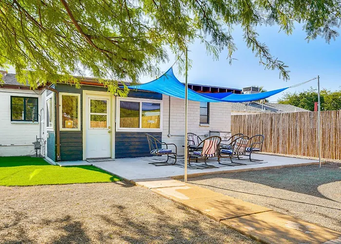 Spacious Yard + Patio: Retreat! Tucson