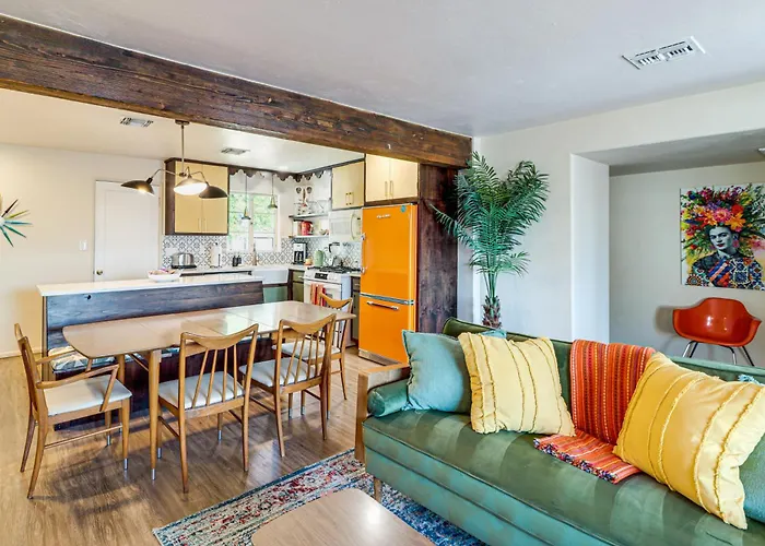 Spacious Yard + Patio: Retreat!